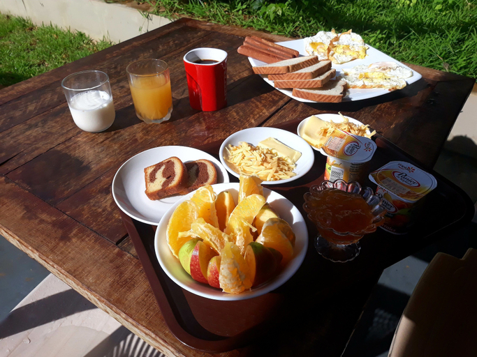 Food & Drinks, Riva Bella, Black River