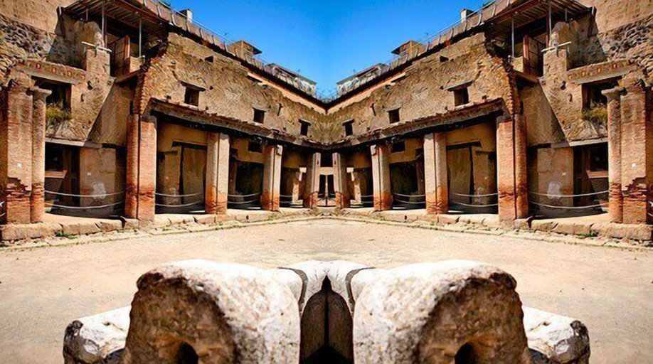 Exterior & Views 2, Napoli Squares Suites, Napoli