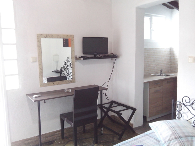 Bedroom 3, Studio Porto Marina, Central Macedonia