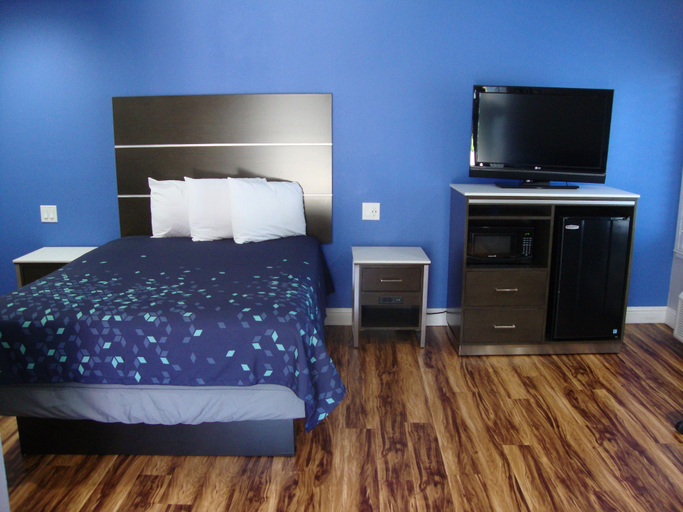 Bedroom 3, Oasis Inn Sacramento - Elk Grove, Sacramento