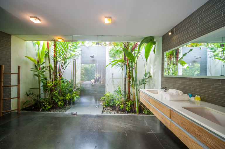 Bathroom 4, Amertha Villa, Badung