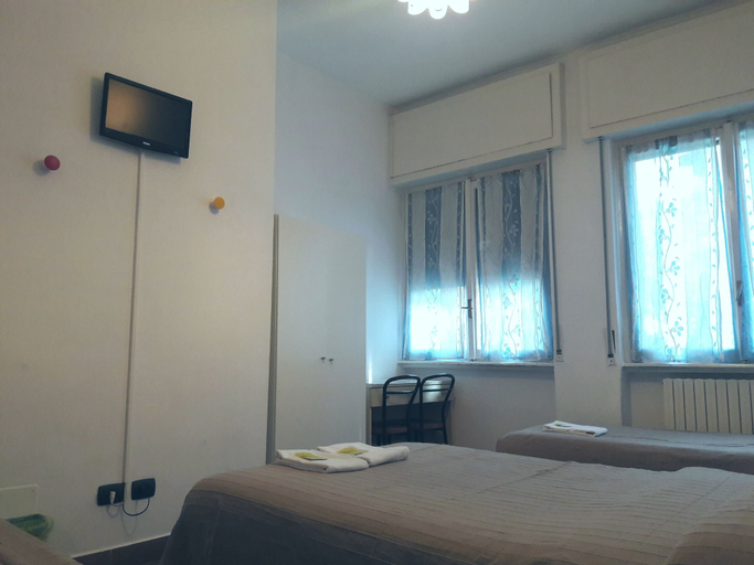 Bedroom 2, Hotel Brivio, Milano