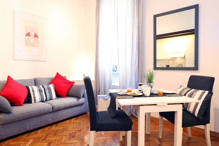In-room dining 5, Home2Rome - Trastevere Belli, Rome