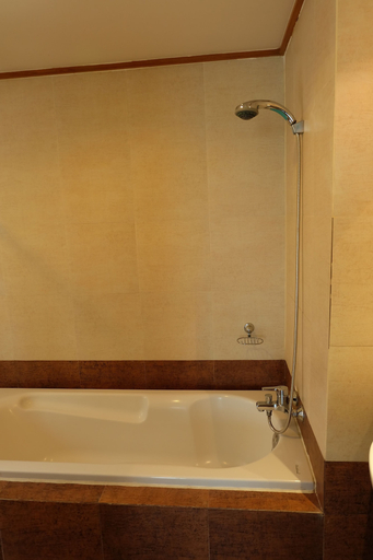 Bathroom 4, Green Residence Ayutthaya - SHA Plus, Uthai