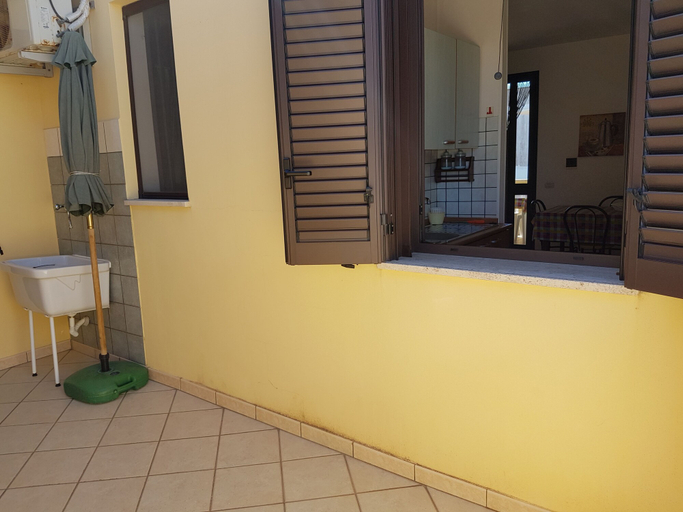 Others 3, Residenze Sirleo, Lecce
