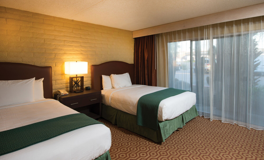Bedroom 3, DoubleTree Suites by Hilton Tucson - Williams Center, Pima