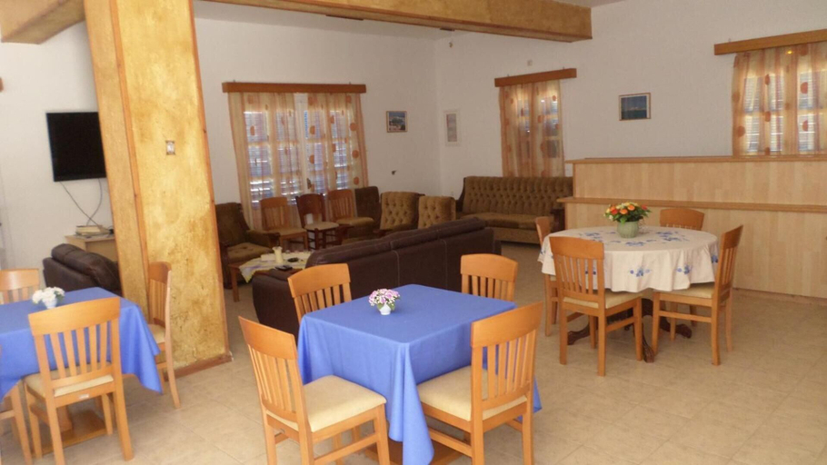 Food & Drinks 4, Aeriko Hotel Apartments, South Aegean