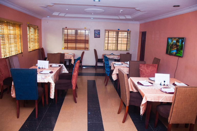 Food & Drinks 5, Sugarland Hotel & Suites, Alimosho