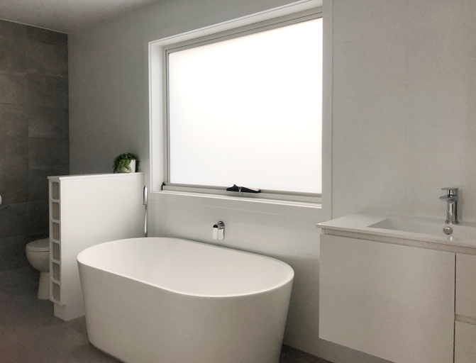 Bathroom 4, Kangaroo Bay Apartments, Clarence