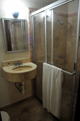 Bathroom 4, Hotel America Palacio, Ahome
