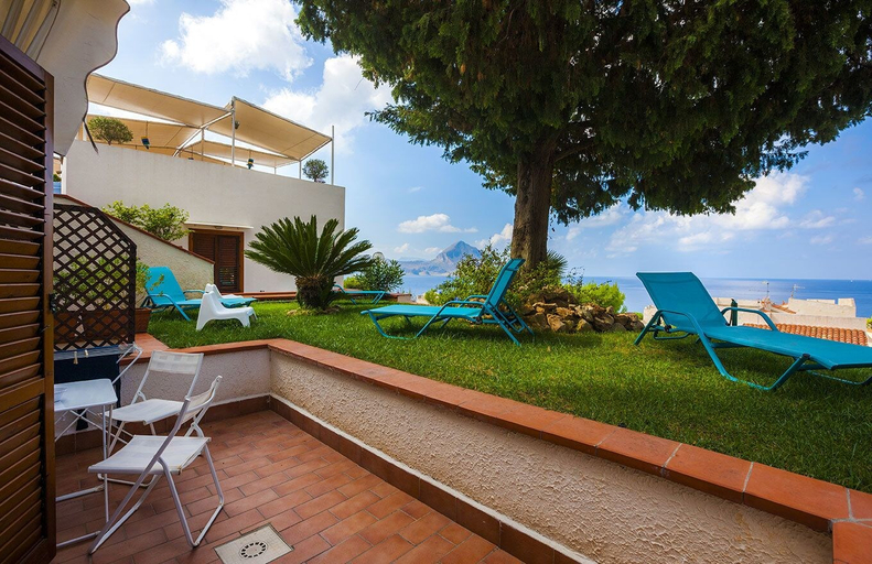 Exterior & Views 2, Hotel Pocho, Trapani