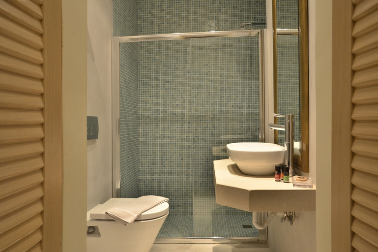 Bathroom 4, Forest Suites Boutique Hotel, Central Greece