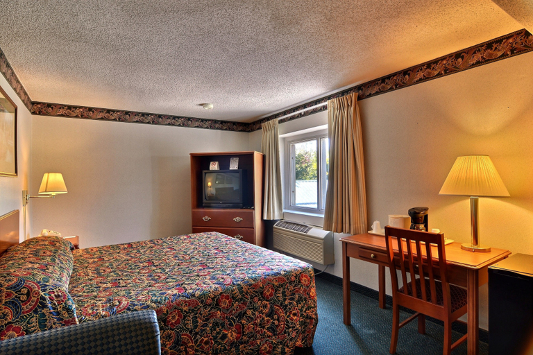 Bedroom 3, Rodeway Inn Bedford, Bedford