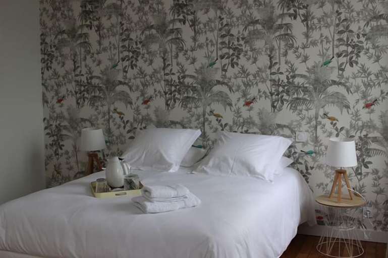 Bedroom 3, Chambre d'Hotes La Maison du Parc, Vendée