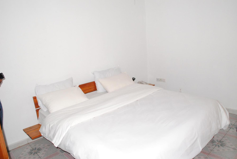 Bedroom 2, Kiriri Residence Hôtel, Roherero