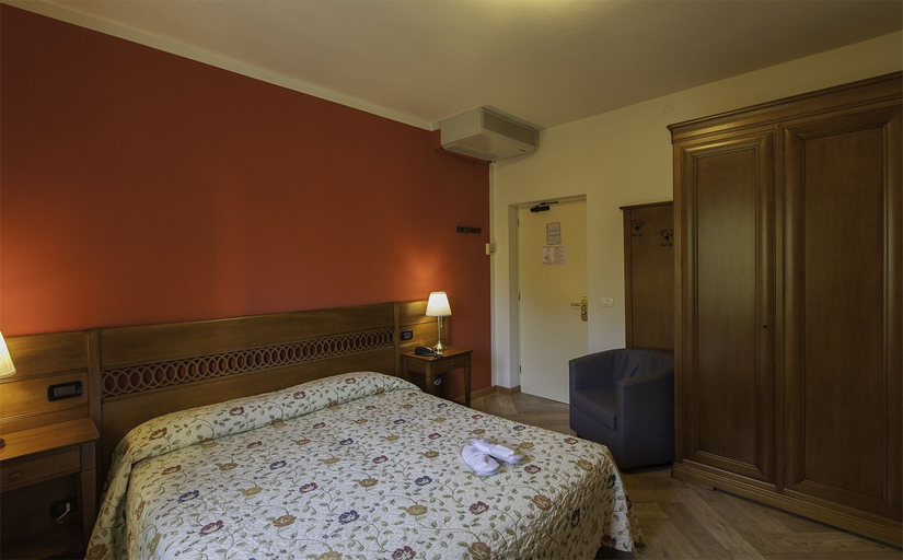 Bedroom 4, Park Hotel Fantoni, Parma