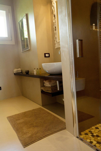 Bathroom 5, Bocca di Bacco, Verona