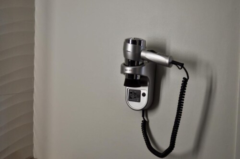 Bathroom 4, Hotel Campanile Sete - Balaruc, Hérault