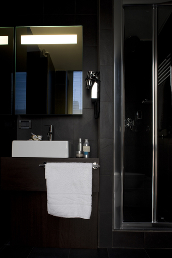 Bathroom 5, Twentyone Hotel, Rome