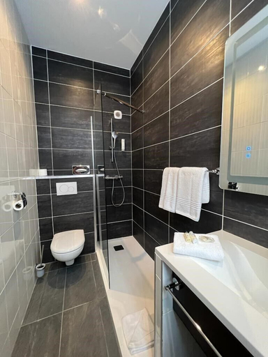 Bathroom 3, Hôtel Moris, Paris