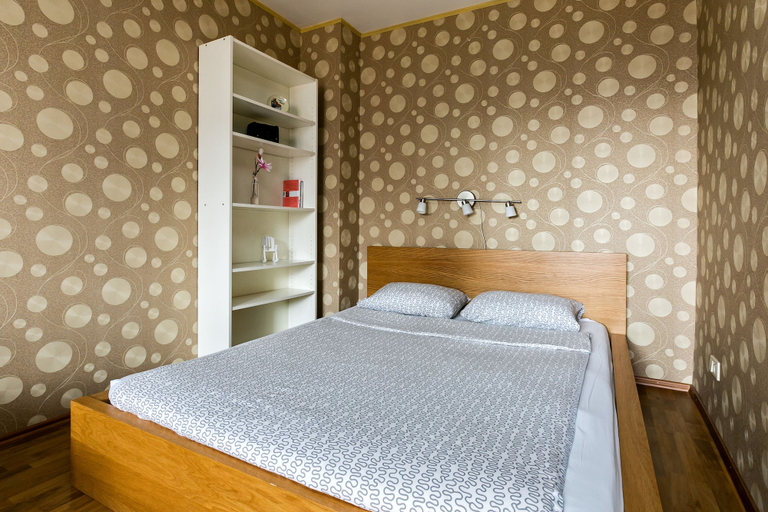 Bedroom, GM Sunny apartment in 15 min from Red Square, Northern