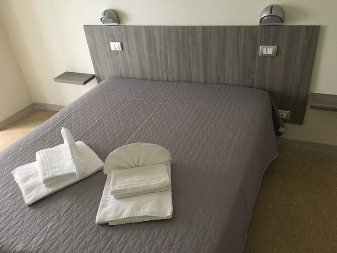 Bedroom 3, Hotel Rebola, Rimini