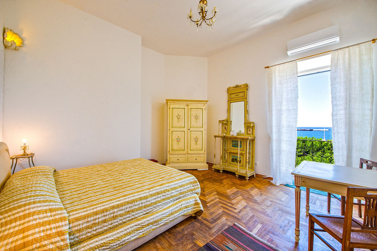 Others 4, Amazing Sea View in Historic Building in Downtown by Wonderful Italy, Palermo