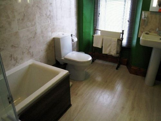 Bathroom 3, College House, Cumbria