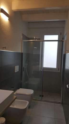 Bathroom 5, B.Sinis, Oristano