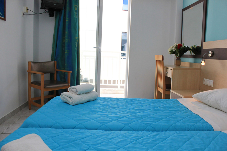 Bedroom 3, Moschos Hotel, South Aegean