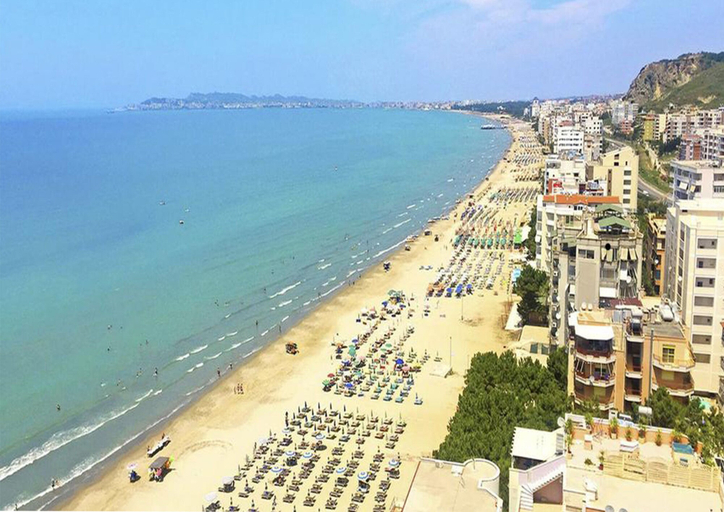 Others 4, Real Hotel, Durrësit