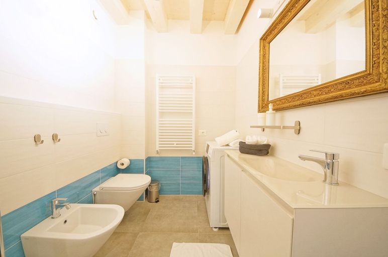 Others 2, DolceVita Apartments N. 443, Venezia