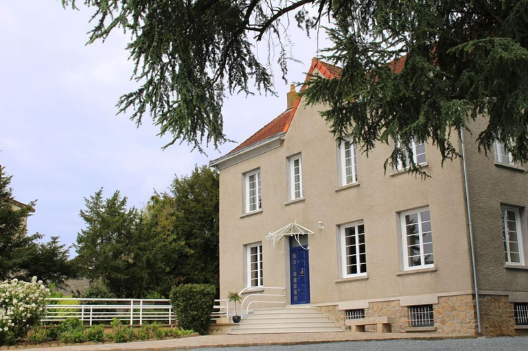 Exterior & Views, Chambre d'Hotes La Maison du Parc, Vendée