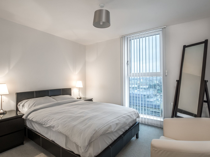 Bedroom 2, Luxury City View, Bedfordshire