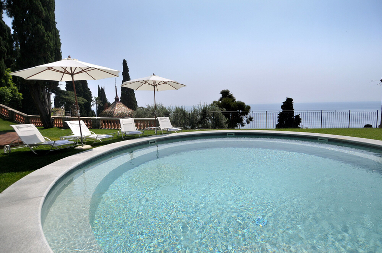 Villa della Pergola, Savona