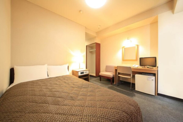 Bedroom 3, Chofu Urban Hotel, Fuchū