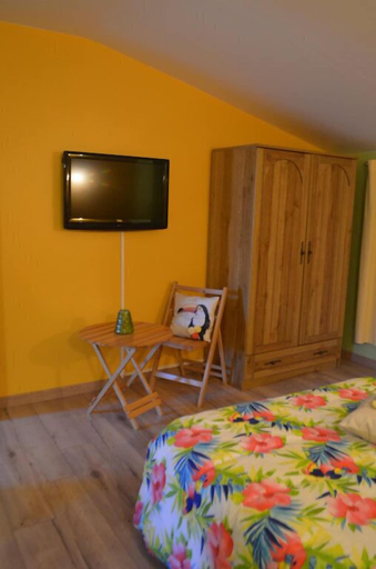 Bedroom 2, Chambres d'hotes L'Amandier, Pyrénées-Orientales