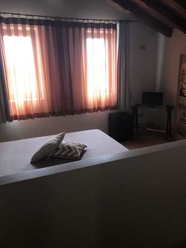 Bedroom, Masseria Scannaturco, Matera