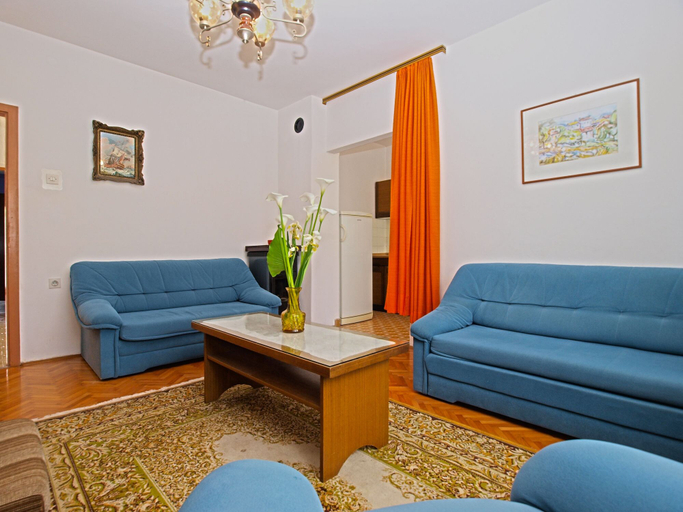 Others 5, Apartments Branko 1348, Pula