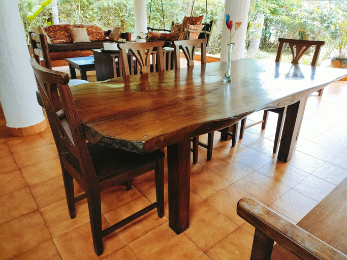 Food & Drinks 5, Upani in Daini, Msambweni