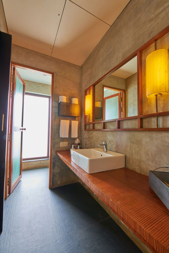 Bathroom 5, Xandari Harbour Fort Kochi, Ernakulam