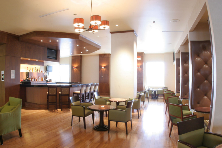 Food & Drinks 5, DoubleTree by Hilton Omaha Downtown, Douglas