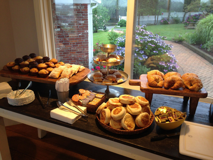 Food & Drinks 5, Seaglass Inn & Spa, Barnstable