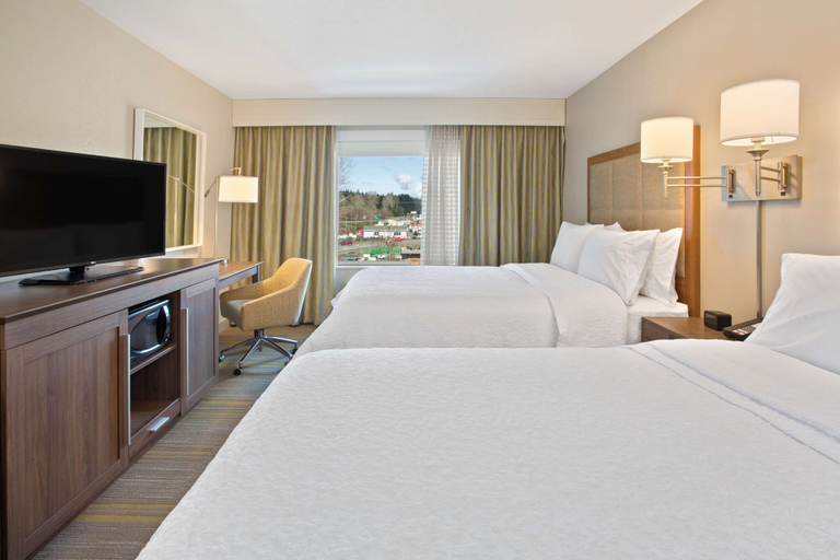 Bedroom 3, Hampton Inn & Suites-Seattle Woodinville WA, King