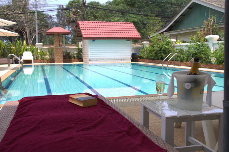 Sport & Beauty 4, Surin Sweet Hotel, Pulau Phuket