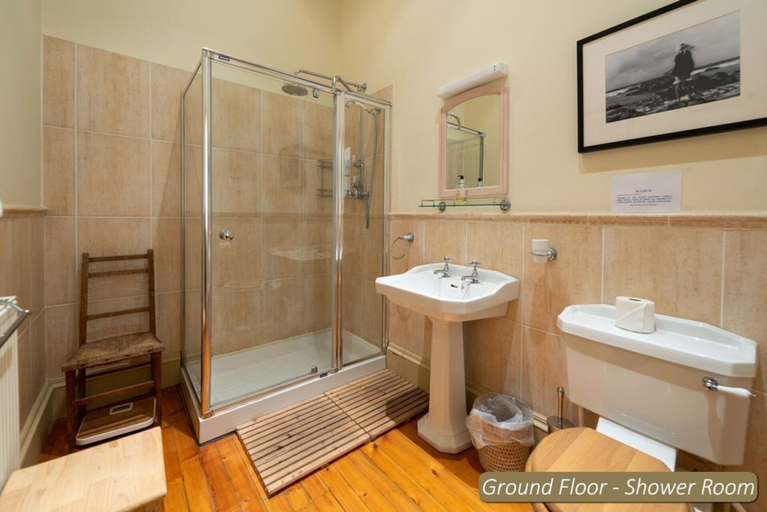 Bathroom 3, St Colms Main House, East Lothian