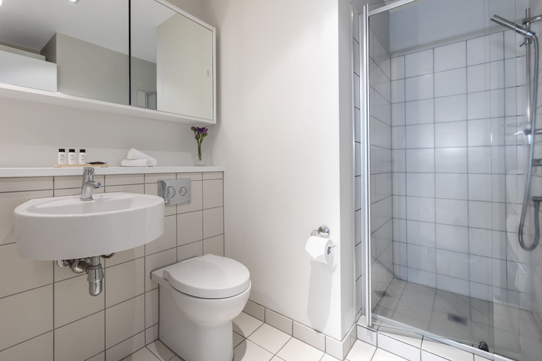Bathroom 4, Auckland Harbour Suites, Waitakere