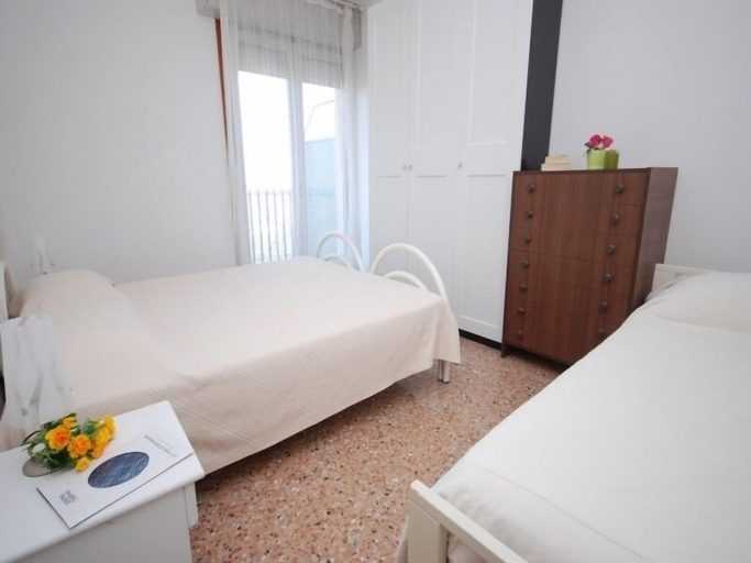Bedroom, Boreal, Udine