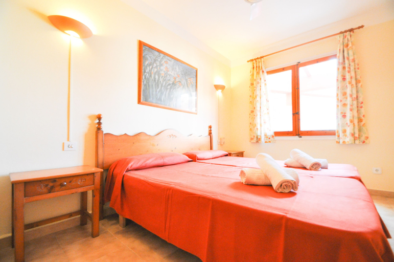 Bedroom 3, Sant Joan Apartaments - Adults Only, Baleares