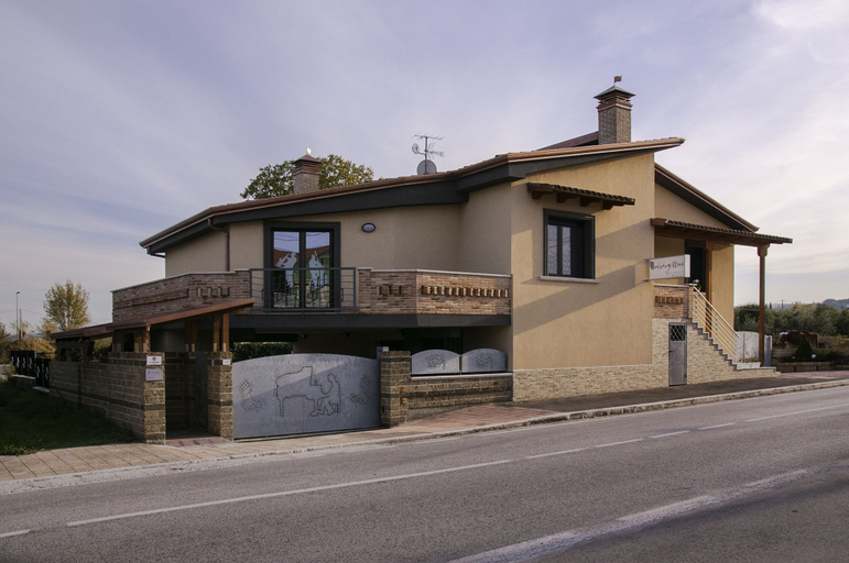 Exterior & Views 1, Artistico Relax B&B, Avellino